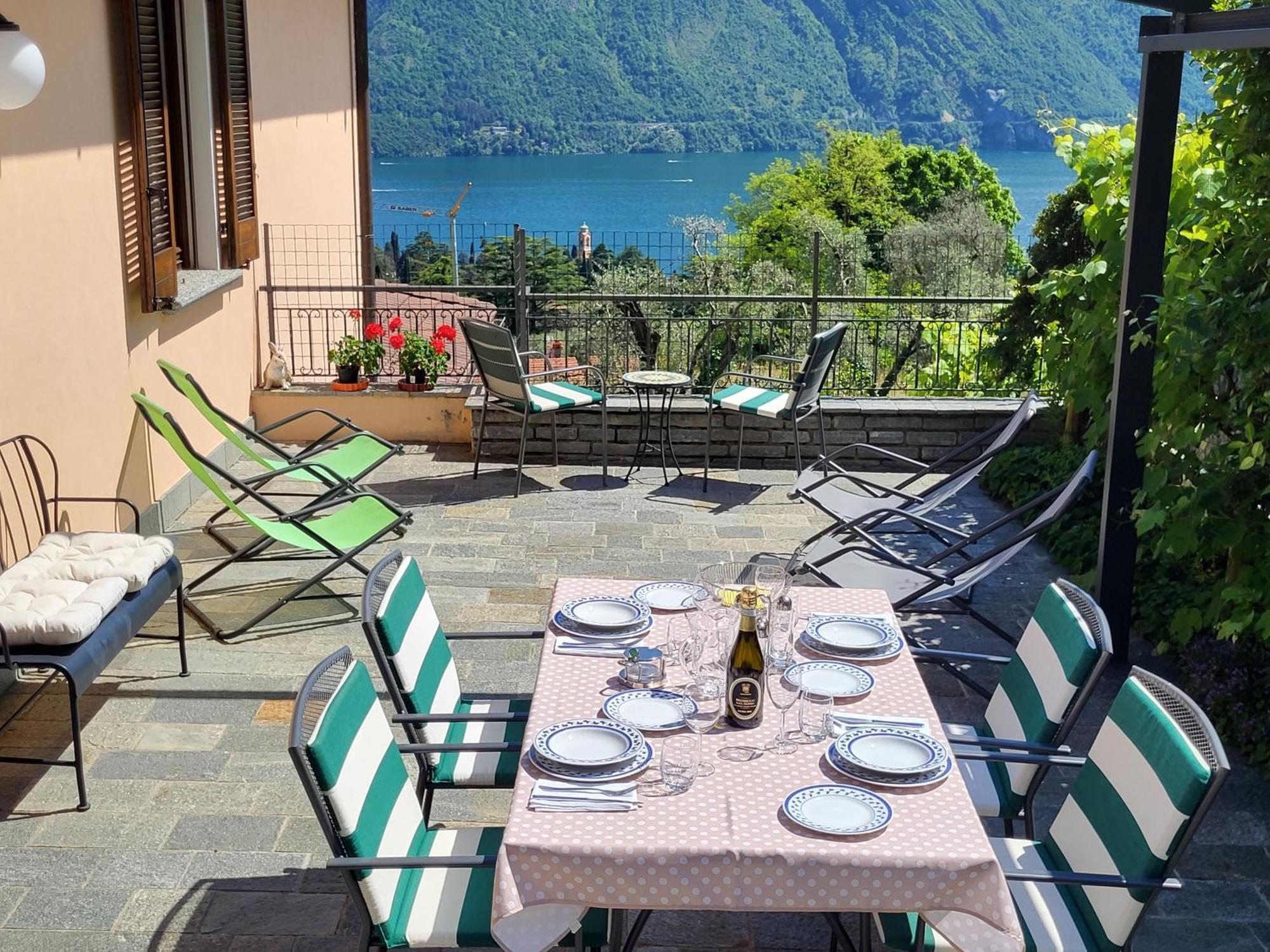 Casa Intignano - Appartamento Con Terrazzo Vista Lago Tremezzo Exterior foto